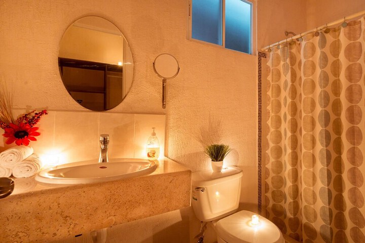 Room 12 of 24