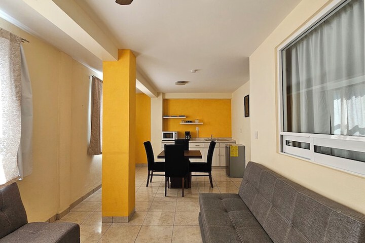 Room 16 of 21