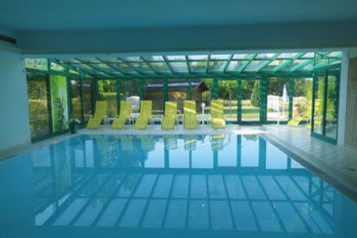 Pools & Facilities