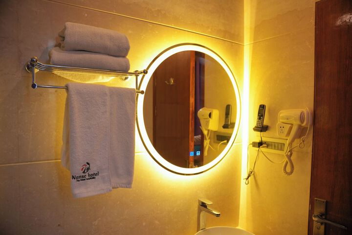Room 30 of 58