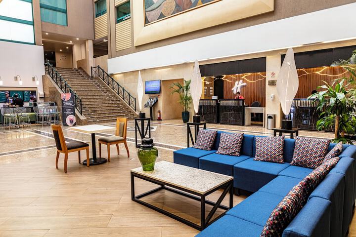 Guest Lobby