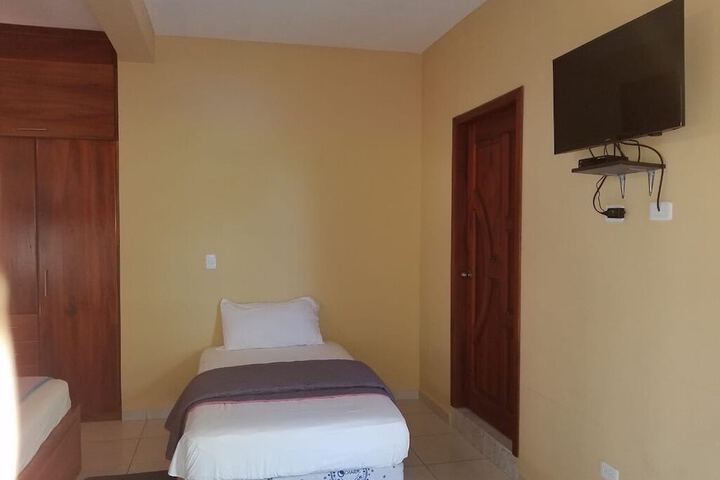 Room 7 of 44