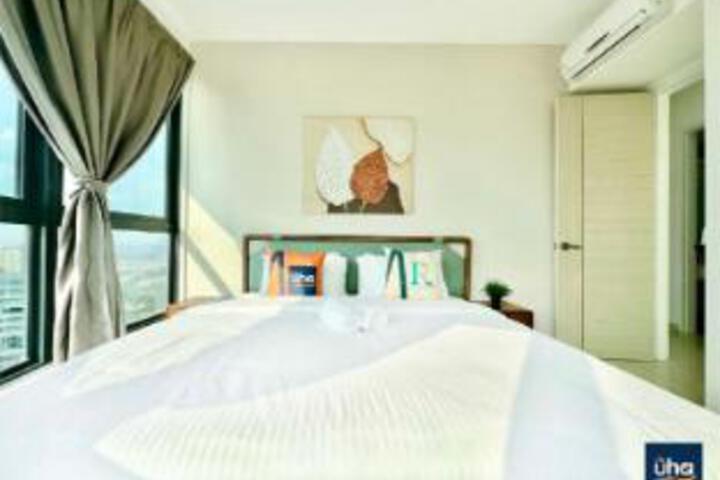 Room 14 of 28