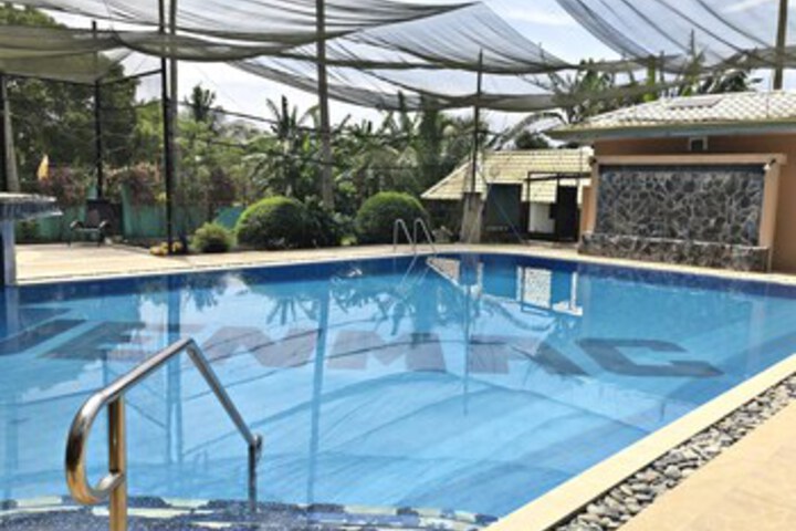 Pool 20 of 37