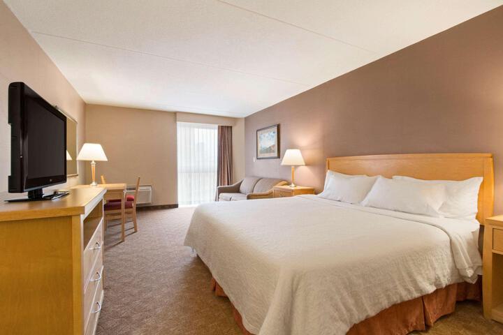 2 Double Beds (4 of 4)