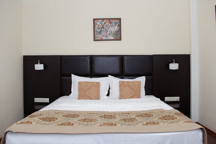 Room 30 of 71