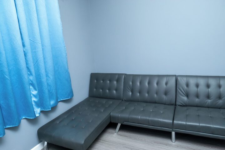 Room 28 of 72