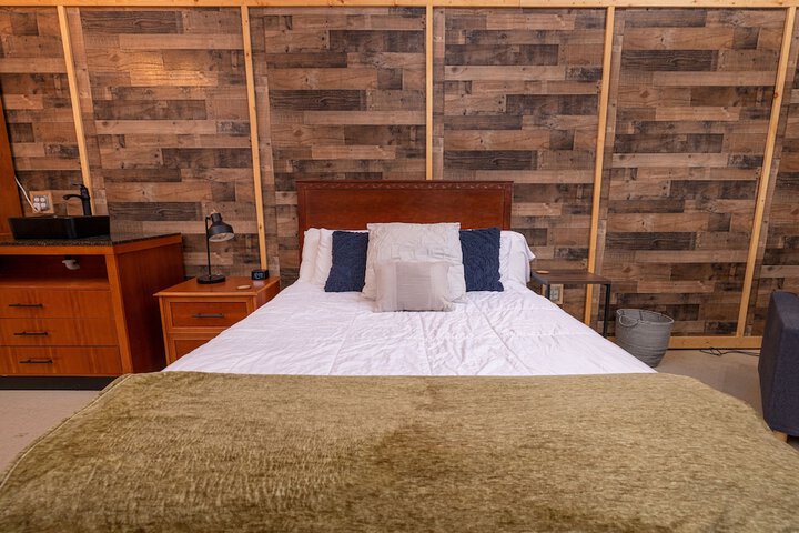 Room 43 of 78