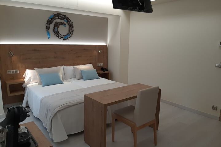 Room 15 of 30