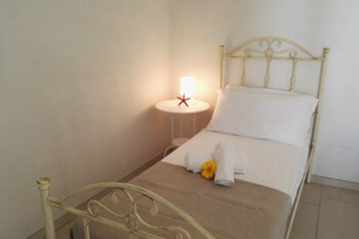 Room 20 of 32