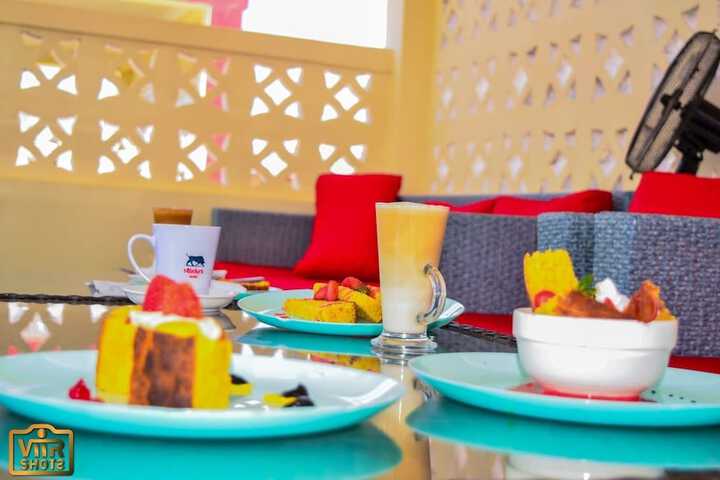 Breakfast/Coffee Service 10 of 36