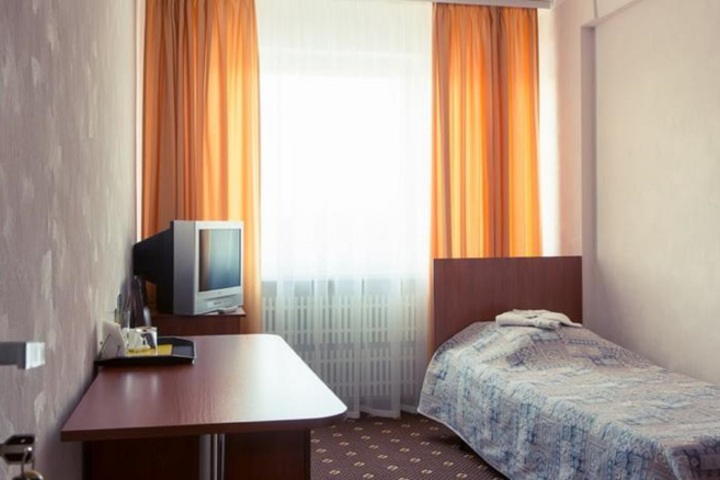 Room 8 of 8