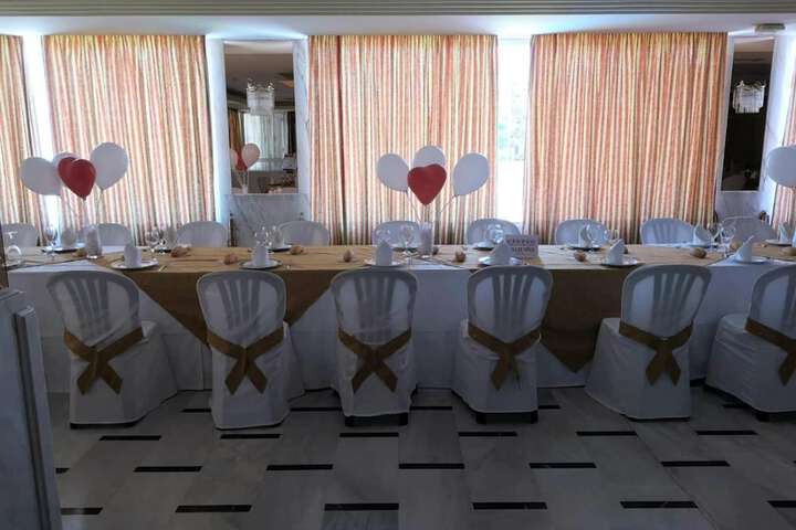 Ballroom/Hall 32 of 44