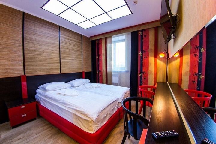 Room 28 of 47