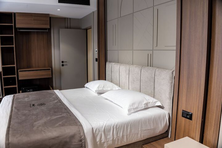 Room 20 of 114