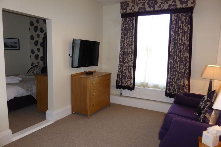 Room 13 of 39