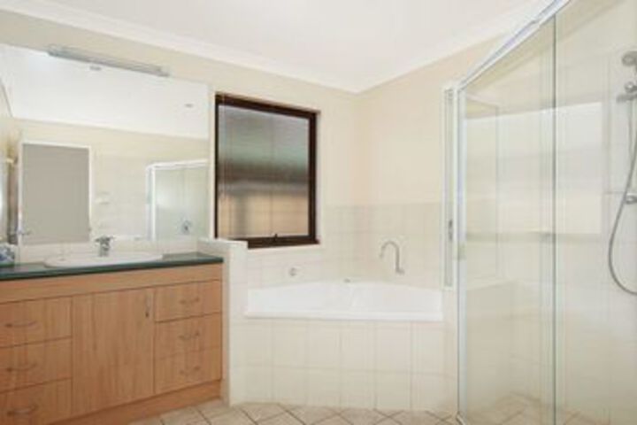 Room 2 of 16