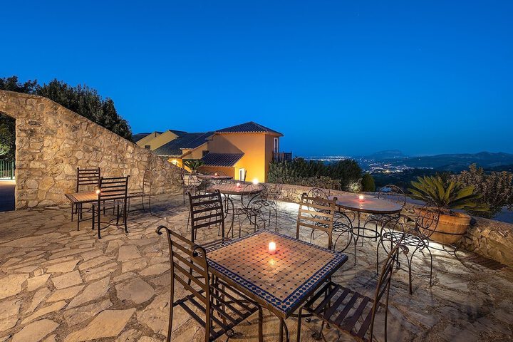 Terrace/Patio 130 of 156