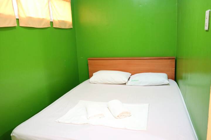 Room 4 of 42