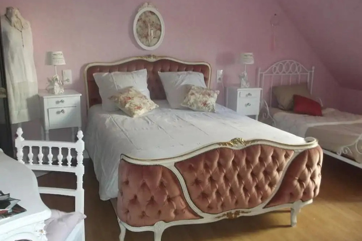 Room 3 of 11