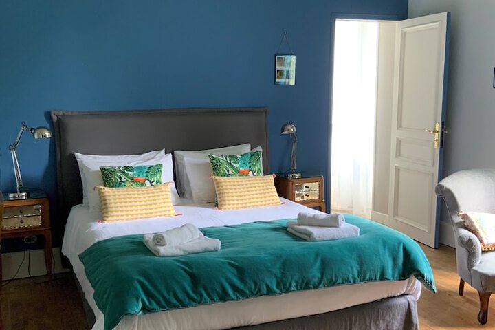 Room 8 of 36