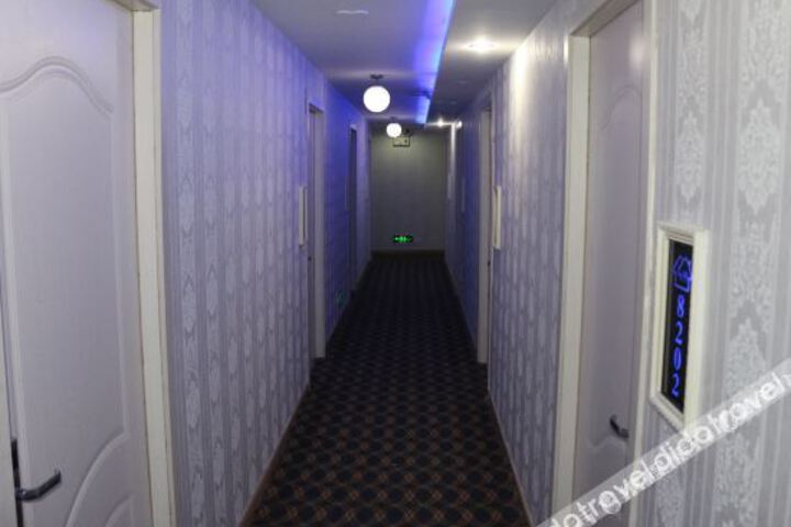 Hotel Interior 9 of 20