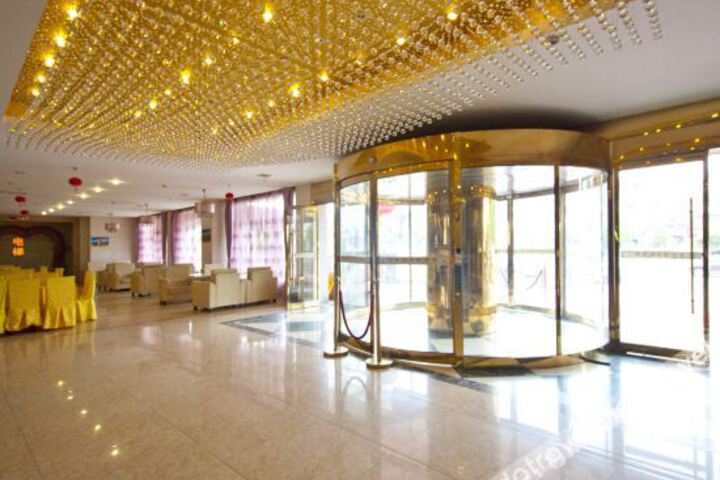 Hotel Interior 5 of 15