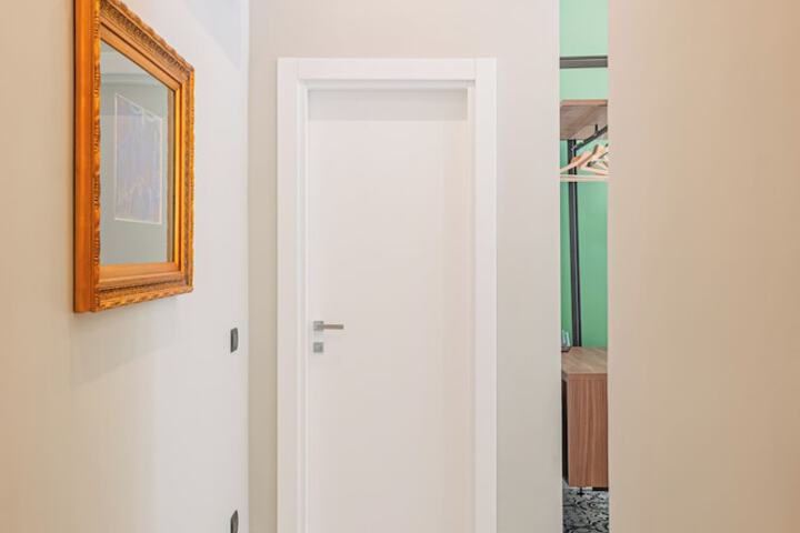 Room 8 of 31