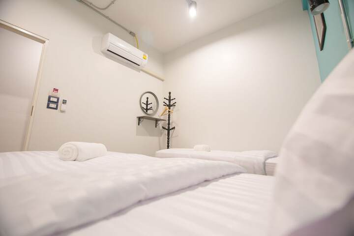 Room 8 of 53