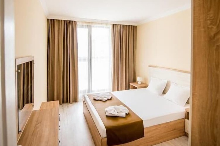 Room 10 of 54
