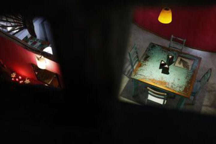 Room 32 of 44