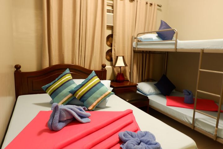 Room 8 of 23