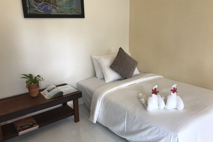 Room 9 of 51