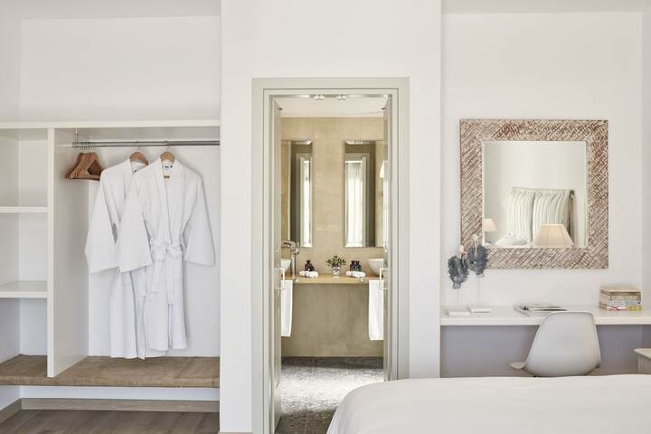 Room 12 of 95