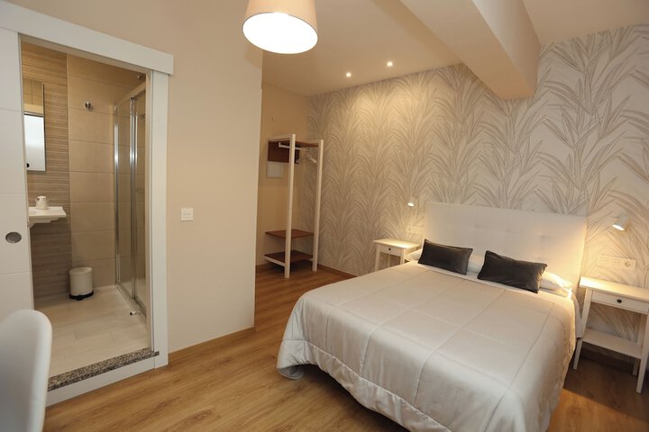 Room 15 of 26