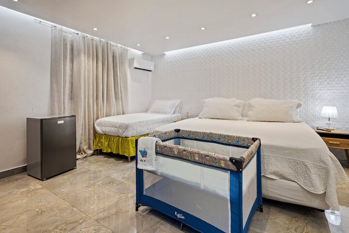 Room 26 of 62