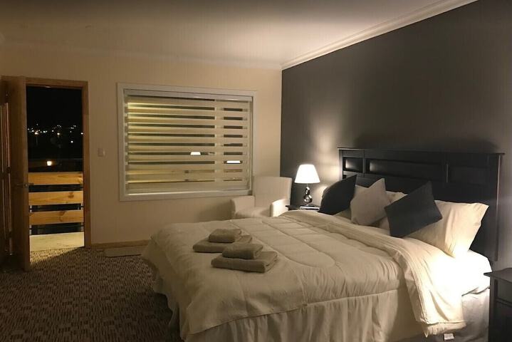 Room 3 of 24