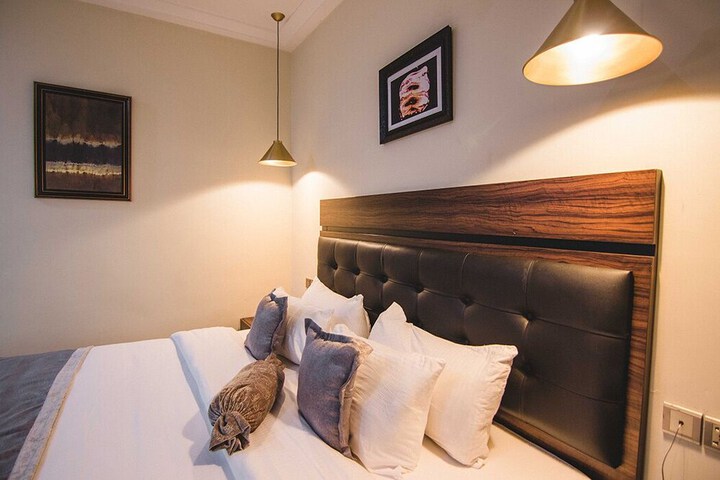 Room 15 of 41
