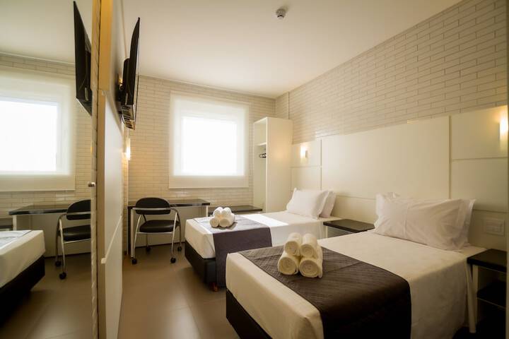 Room 11 of 21