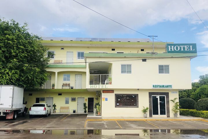 Hotel 62 of 72