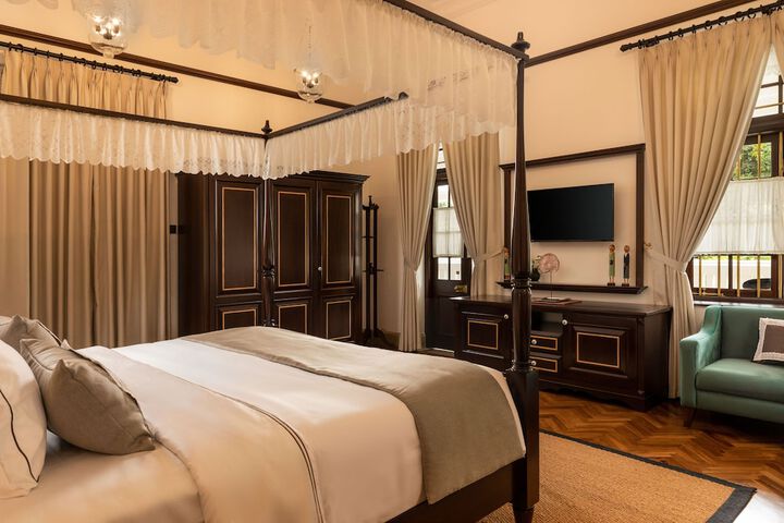 Room 5 of 31