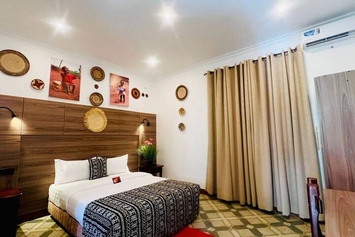 Room 2 of 23