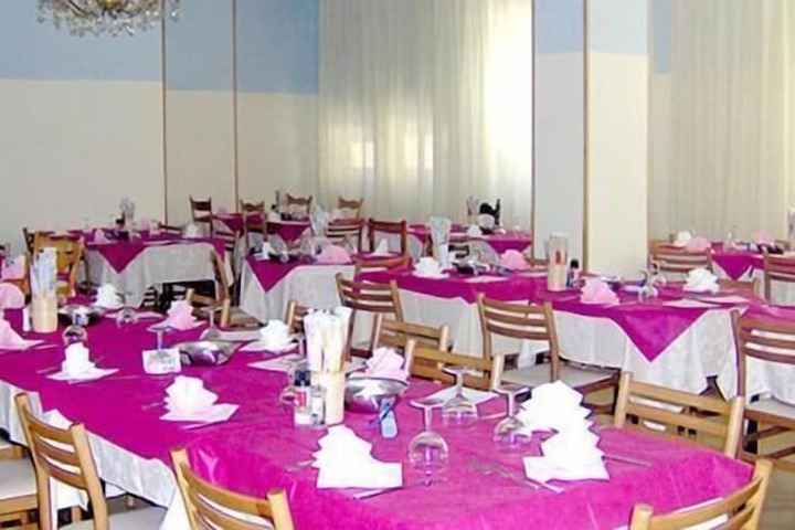Dining Photos