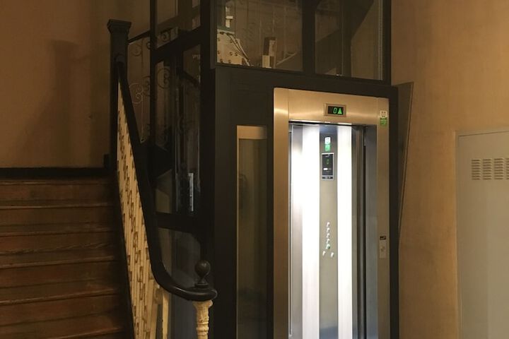 Hotel 5 of 109