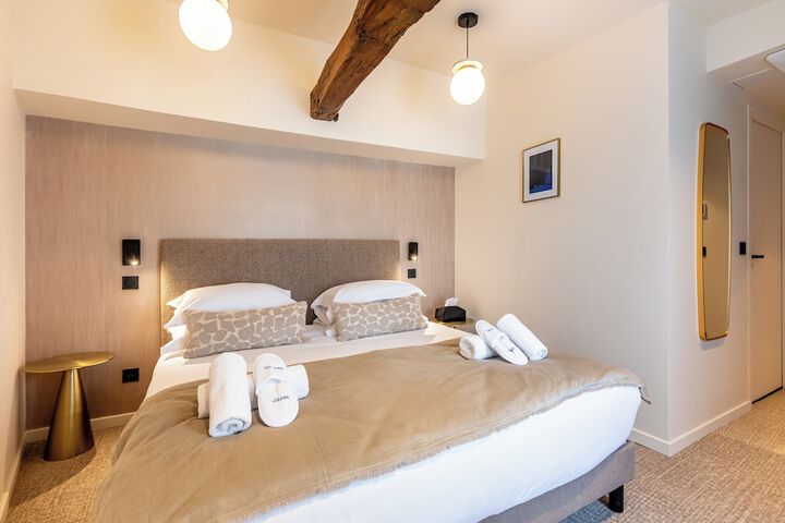 Room 40 of 82