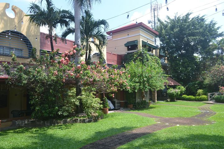 Hotel Exterior 36 of 38