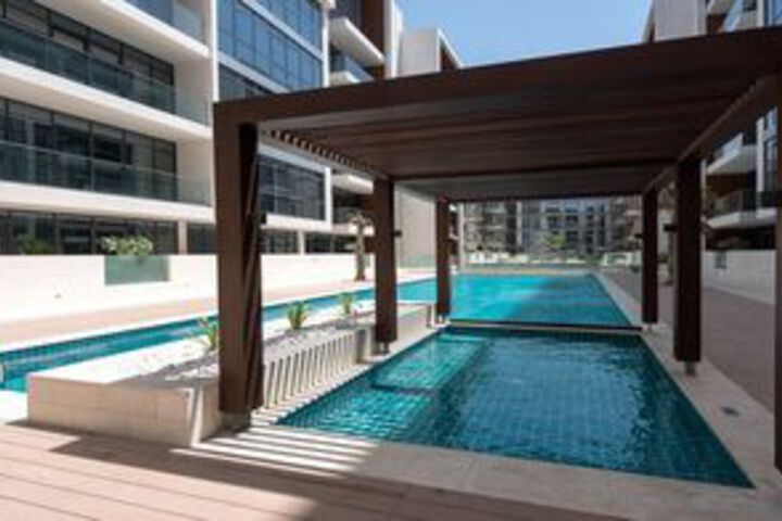 Pool 14 of 14