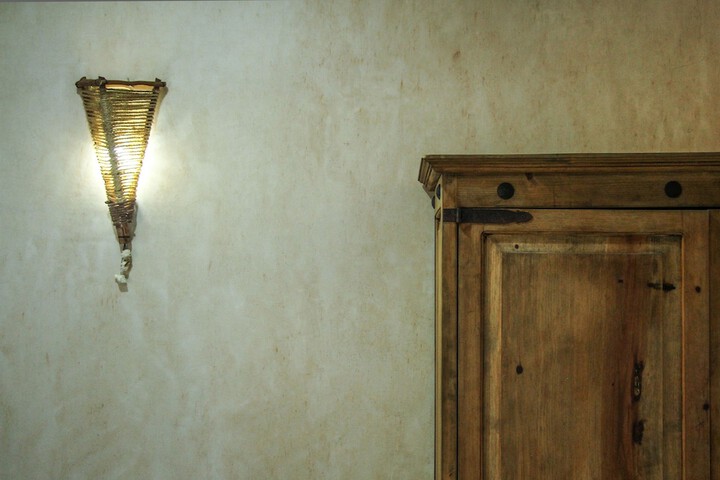 Room 102 of 147