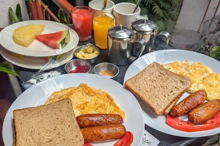 Breakfast/Coffee Service 26 of 38