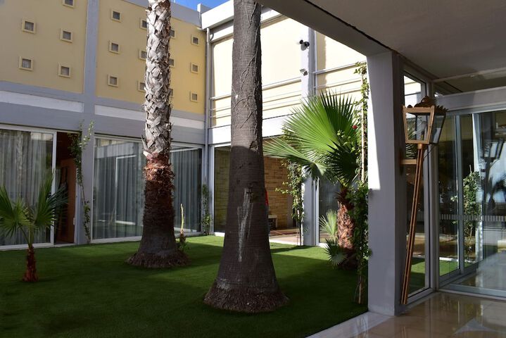 Hotel 247 of 261